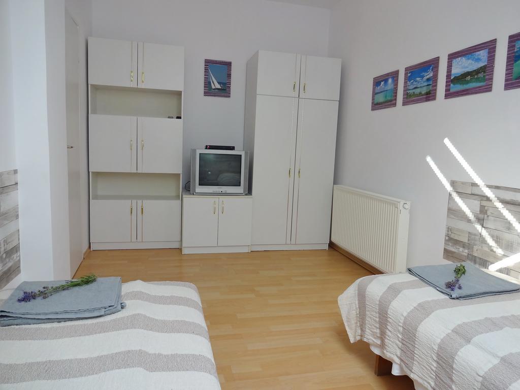 Albízia Apartments Balatonfüred Exterior foto