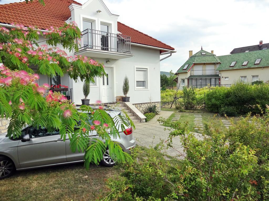 Albízia Apartments Balatonfüred Exterior foto